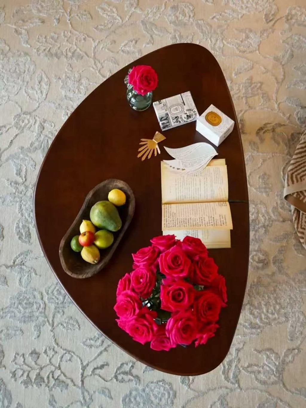 SoulNest Walnut Coffee Table Solid Wood Coffee Table Oval Triangle Morden Walnut Mid Century Pottery Wooden Coffee Tables Barn Tea Table (Triangle)